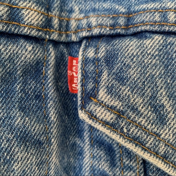 SOLD Vintage Levi’s Denim Jacket 71205 0213 Size 44L - Picture 5 of 16